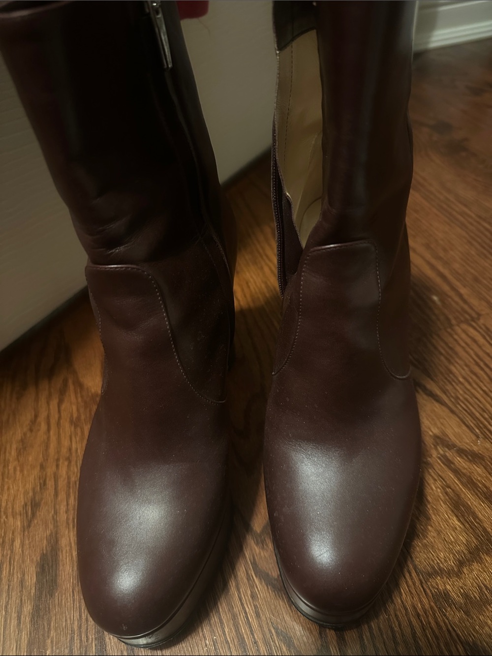 Gianvito Rossi - Italian luxury ankle boots. Size 7.5